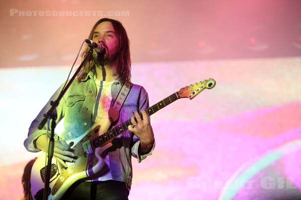 TAME IMPALA - 2019-08-15 - SAINT MALO - Fort de St Pere - 